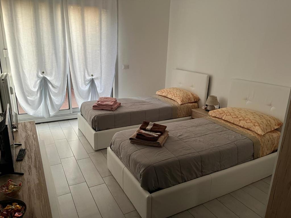קולוניו מונצזה Einaudi Apartment מראה חיצוני תמונה